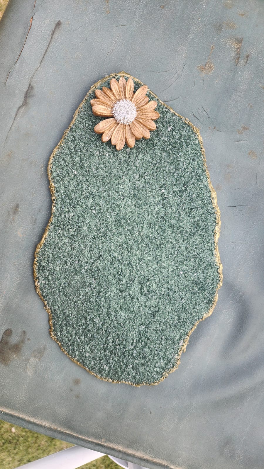 Elegant vanity table tray with resin art